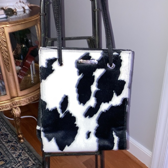 Nine West faux fur cow pattern purse/shoulder bag and wallet - Picture 2 of 10